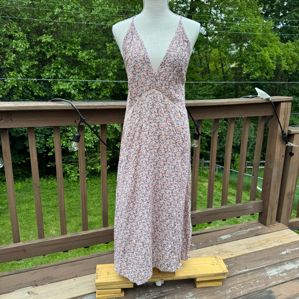Pampelone 100% Rayon Edith Floral Dress, Deep V-Neck, Backless size S